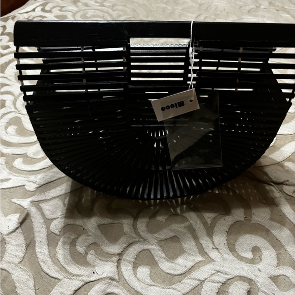 Purse - Picture 4 of 4